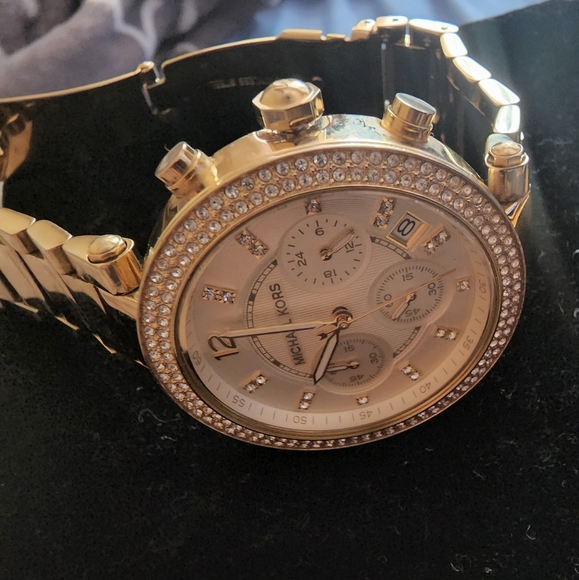 Watch - Picture 4 of 4